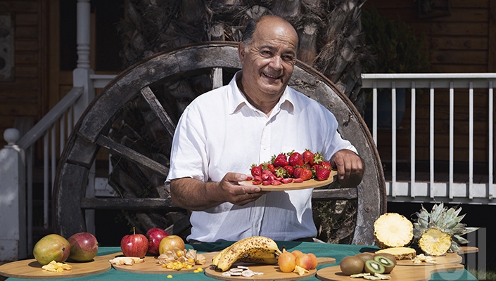 Juan Montaño: El dentista agricultor