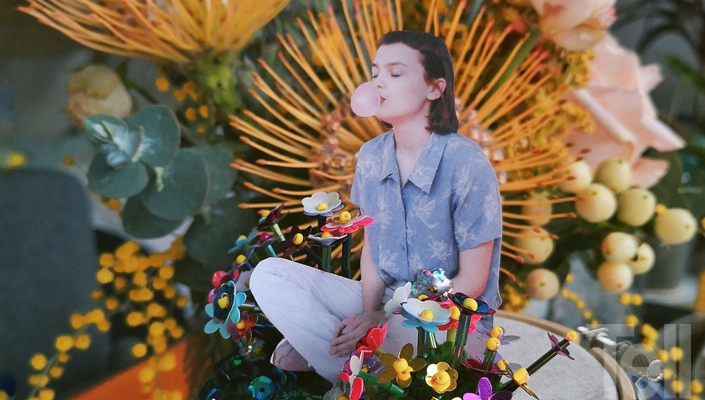 Josefina Jiménez: Poesía floral