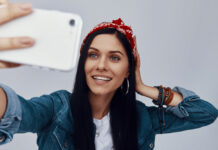 La obsesión con las selfies: ¿Qué dice esto sobre la sociedad moderna?