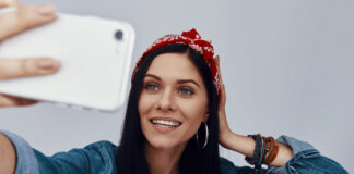 La obsesión con las selfies: ¿Qué dice esto sobre la sociedad moderna?