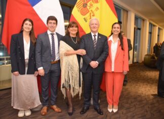 Inicio de funciones como Cónsul Honorario de España en Valparaíso de Claudio Gorichon Bengoechea en Estadio Español de Recreo