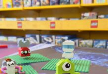 Explora el universo con LEGO en el Planetario USACH