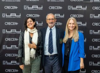 Encuentro Jóvenes que transforman de la adversidad a la oportunidad, movilizando el cambioUAI Viña del Mar