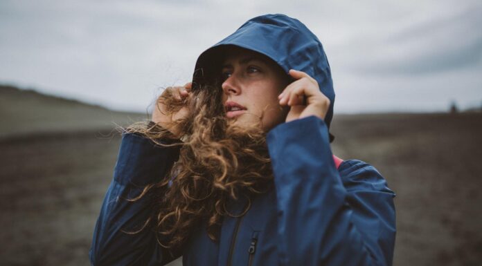Parka impermeable: la prenda ideal para días fríos y lluviosos