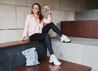 Ideas de outfit con calzas deportivas para mujer
