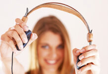 No botes esos viejos audífonos