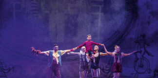 Bogardus en busca del paraíso, Teatro Municipal de Viña del Mar