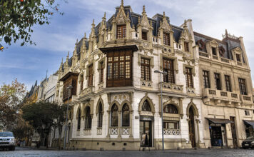 Casa Larraín Bravo: patrimonio, arquitectura y café de especialidad en un solo lugar