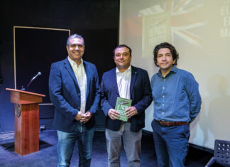 Lanzamiento del libro El Pacto Perfecto de Mauricio Palma y Daniel Avendaño